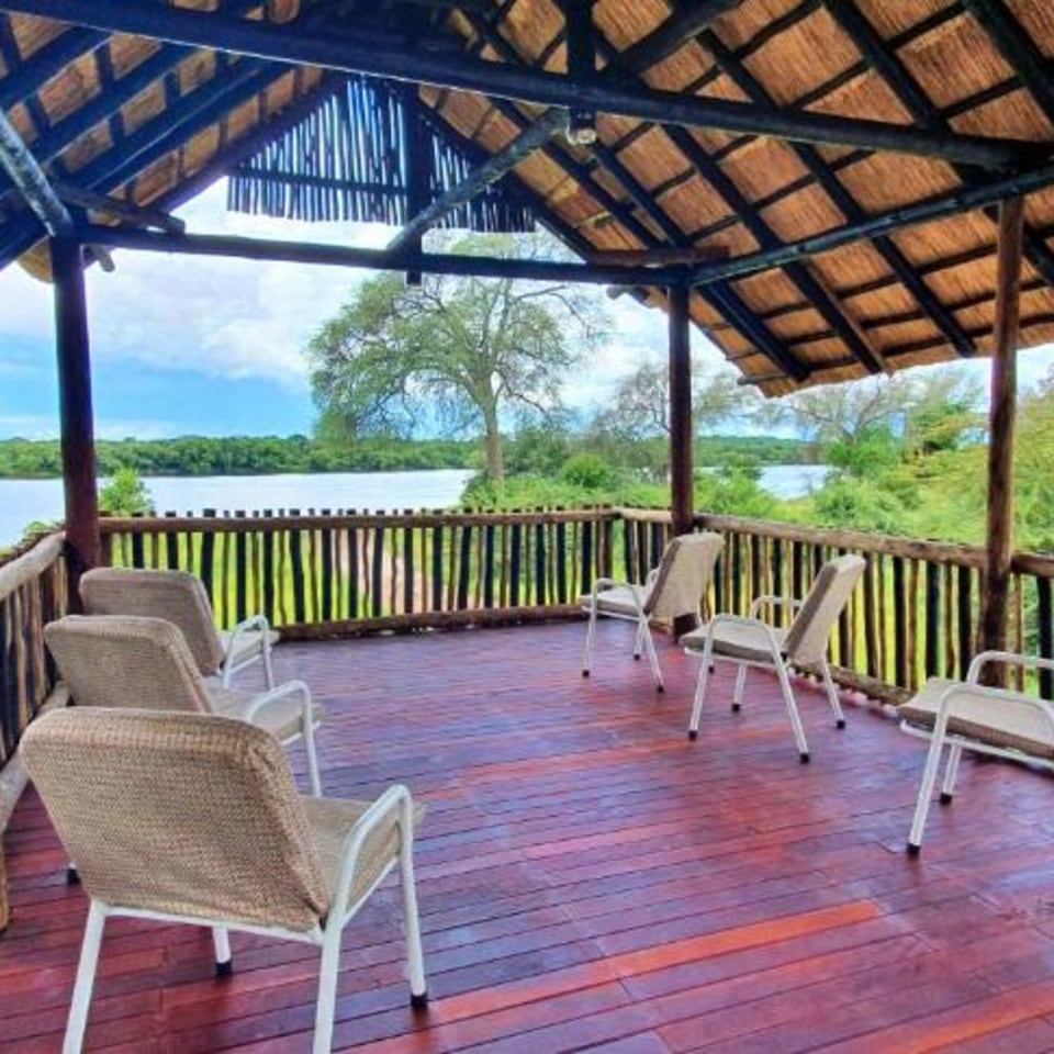 Tlou Safari Lodge